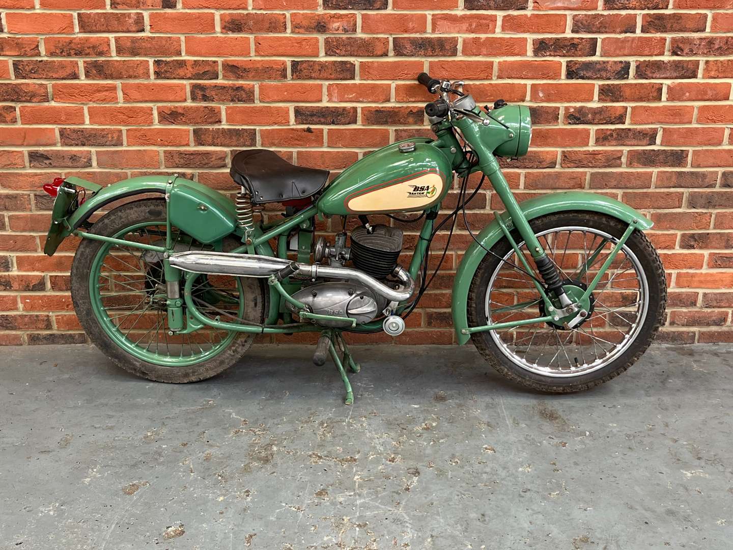 <p>1953 BSA BANTAM 175CC</p>