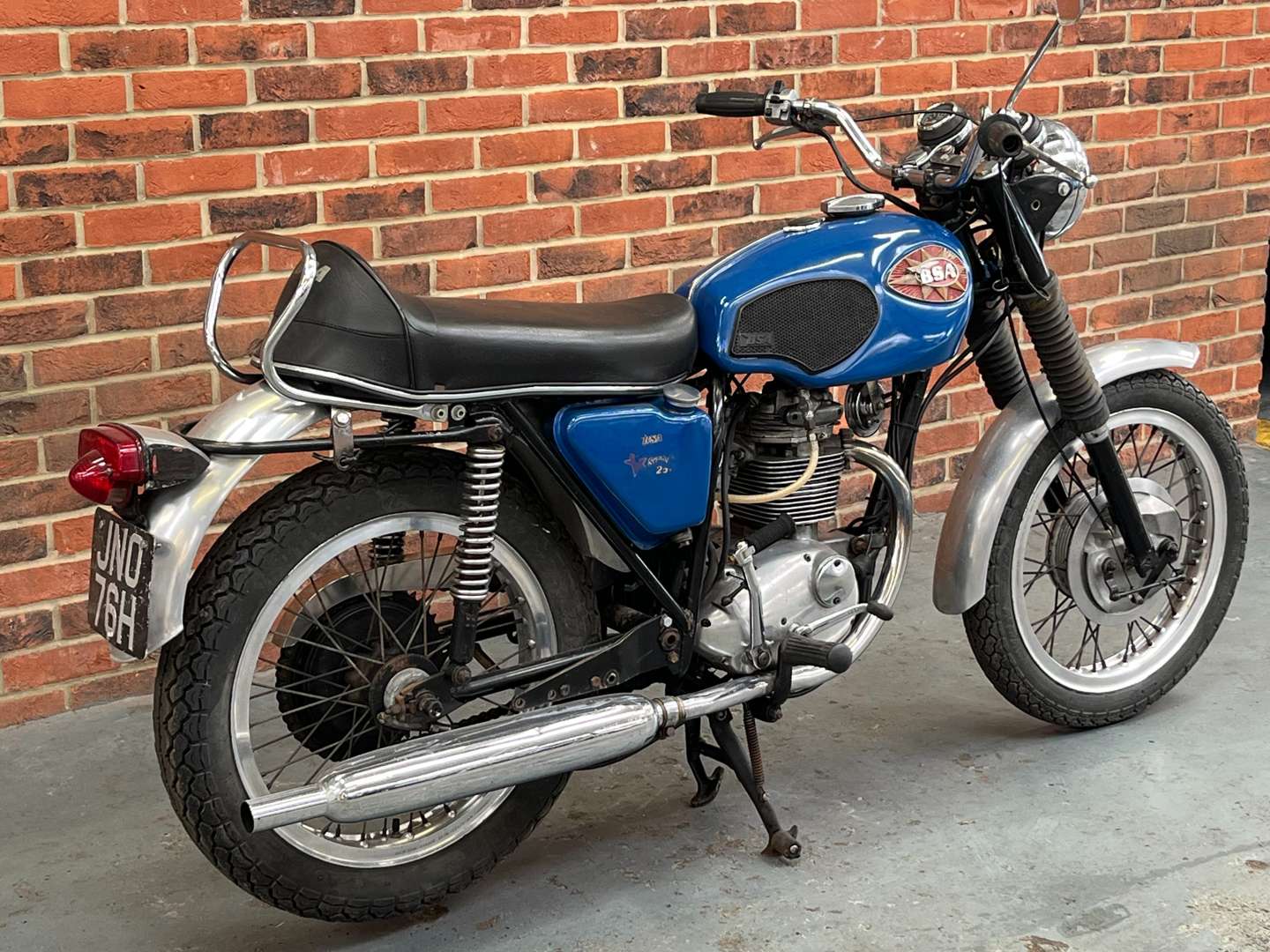 <p>1970 BSA STARFIRE 250CC</p>