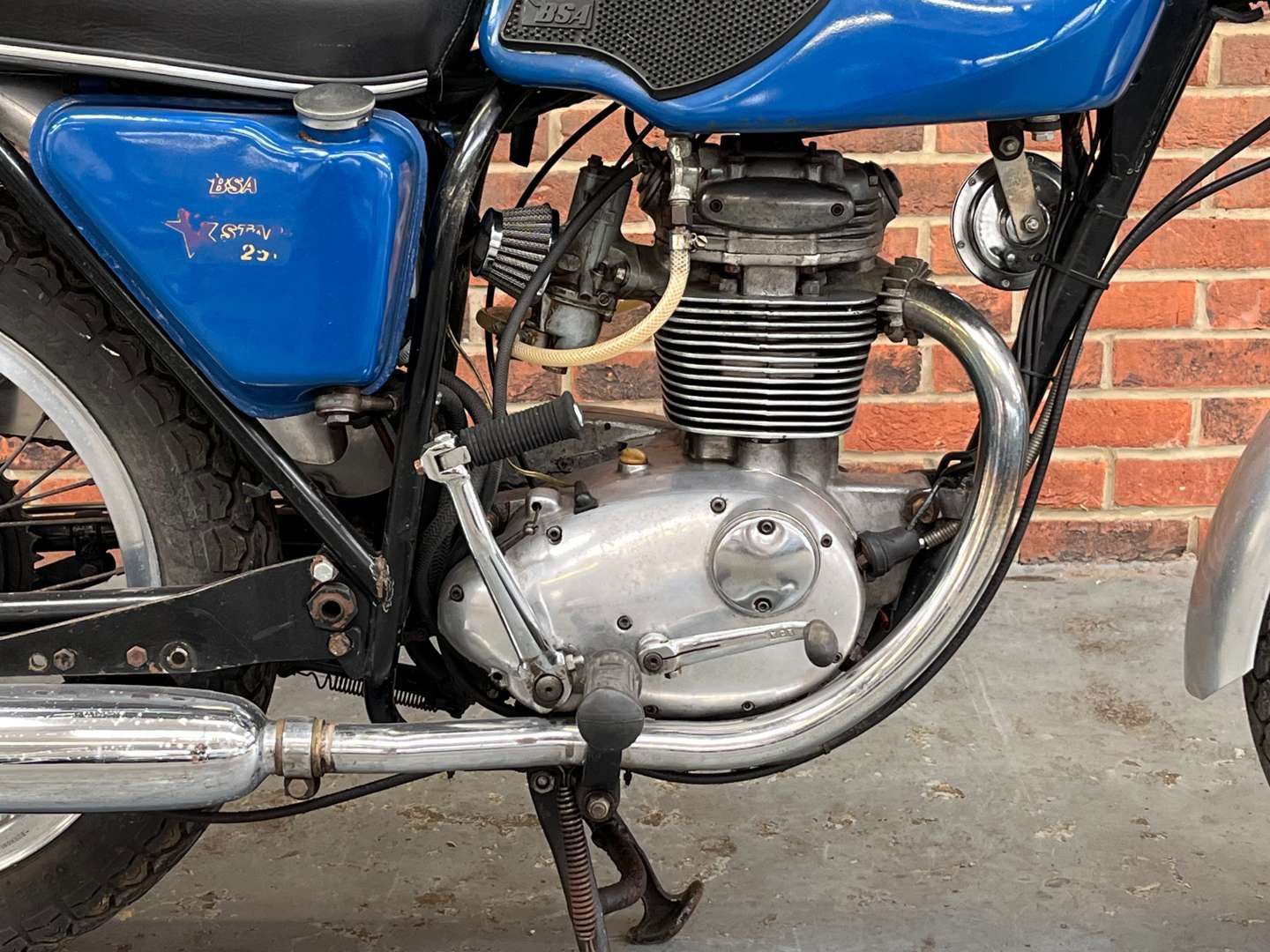 <p>1970 BSA STARFIRE 250CC</p>