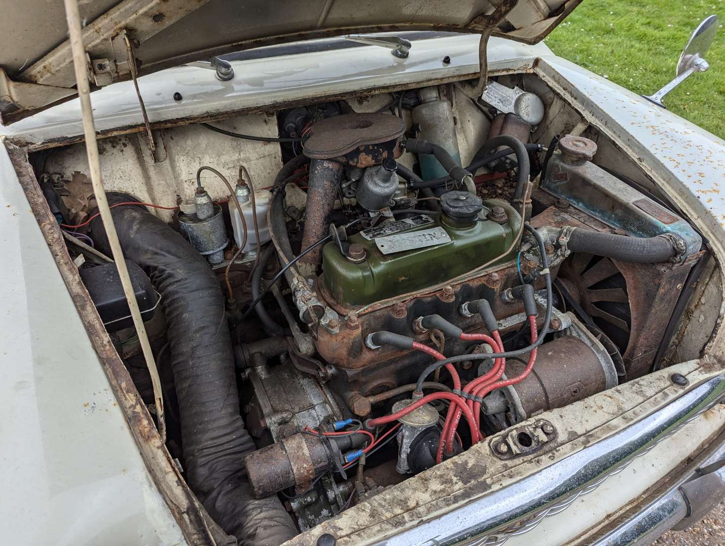 <p>1964 AUSTIN MINI TRAVELLER&nbsp;</p>