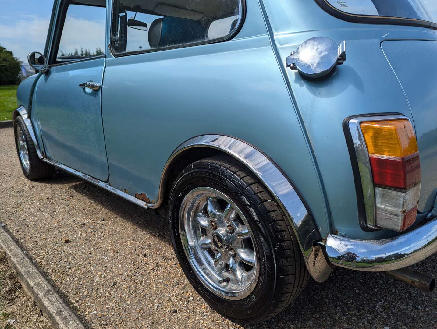 <p>1982 AUSTIN MINI 1000 HLE</p>