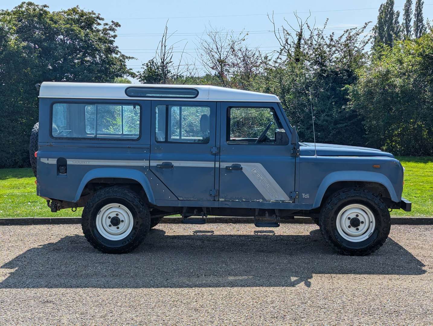 <p>1993 LAND ROVER 110 DEFENDER TD</p>