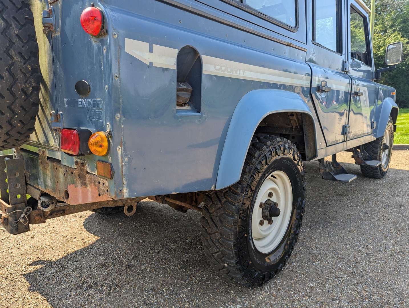 <p>1993 LAND ROVER 110 DEFENDER TD</p>