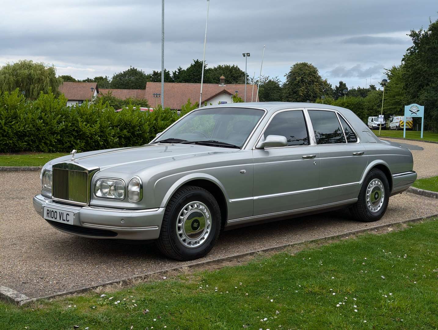 <p>2000 ROLLS ROYCE SILVER SERAPH AUTO</p>