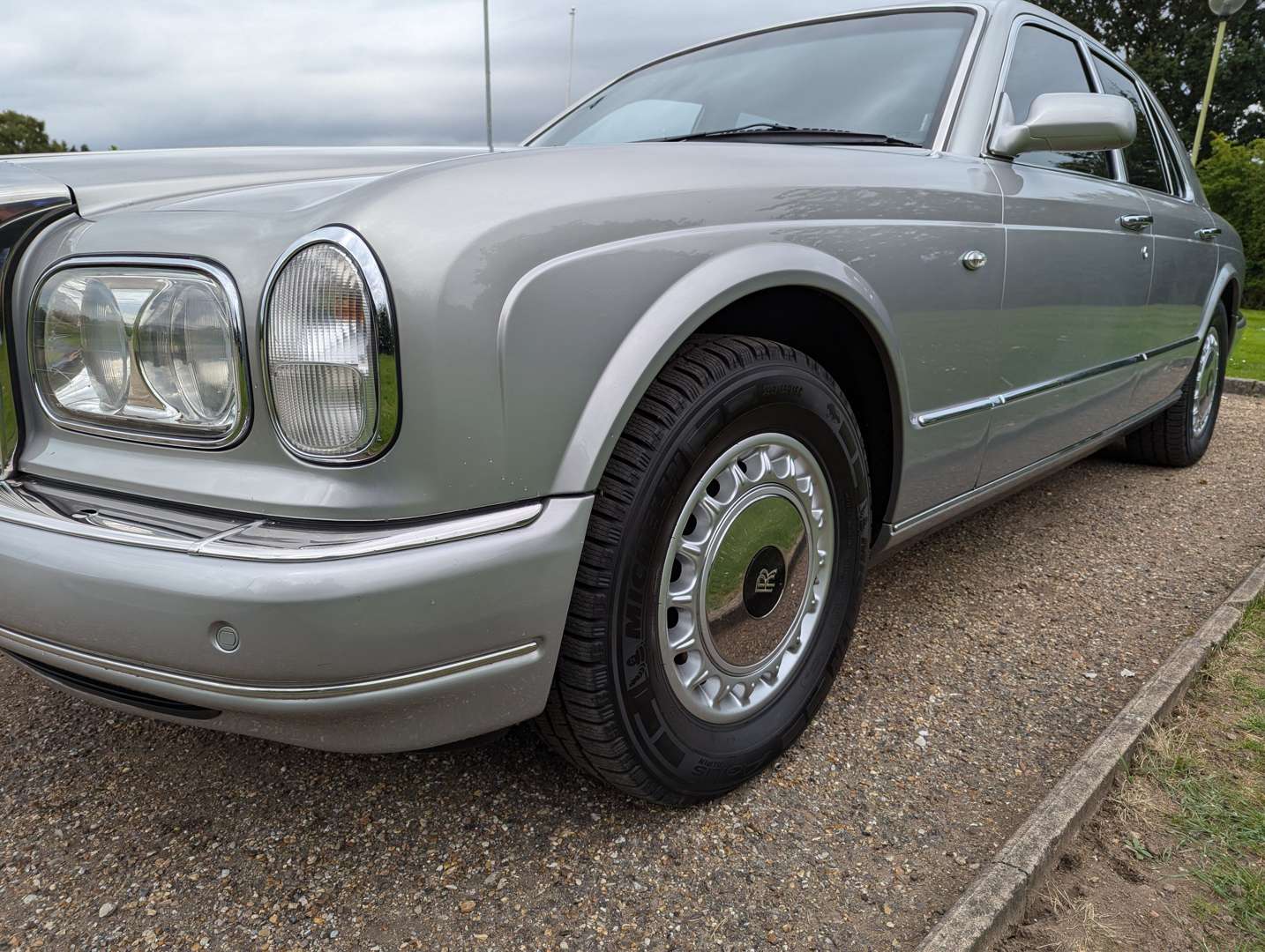 <p>2000 ROLLS ROYCE SILVER SERAPH AUTO</p>