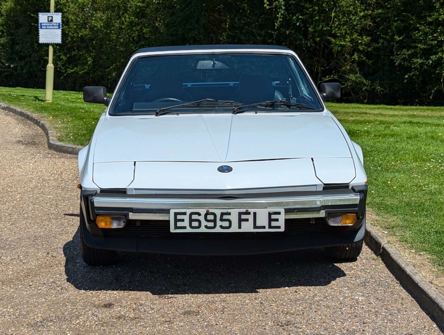 <p>1988 FIAT (BERTONE) X1/9</p>