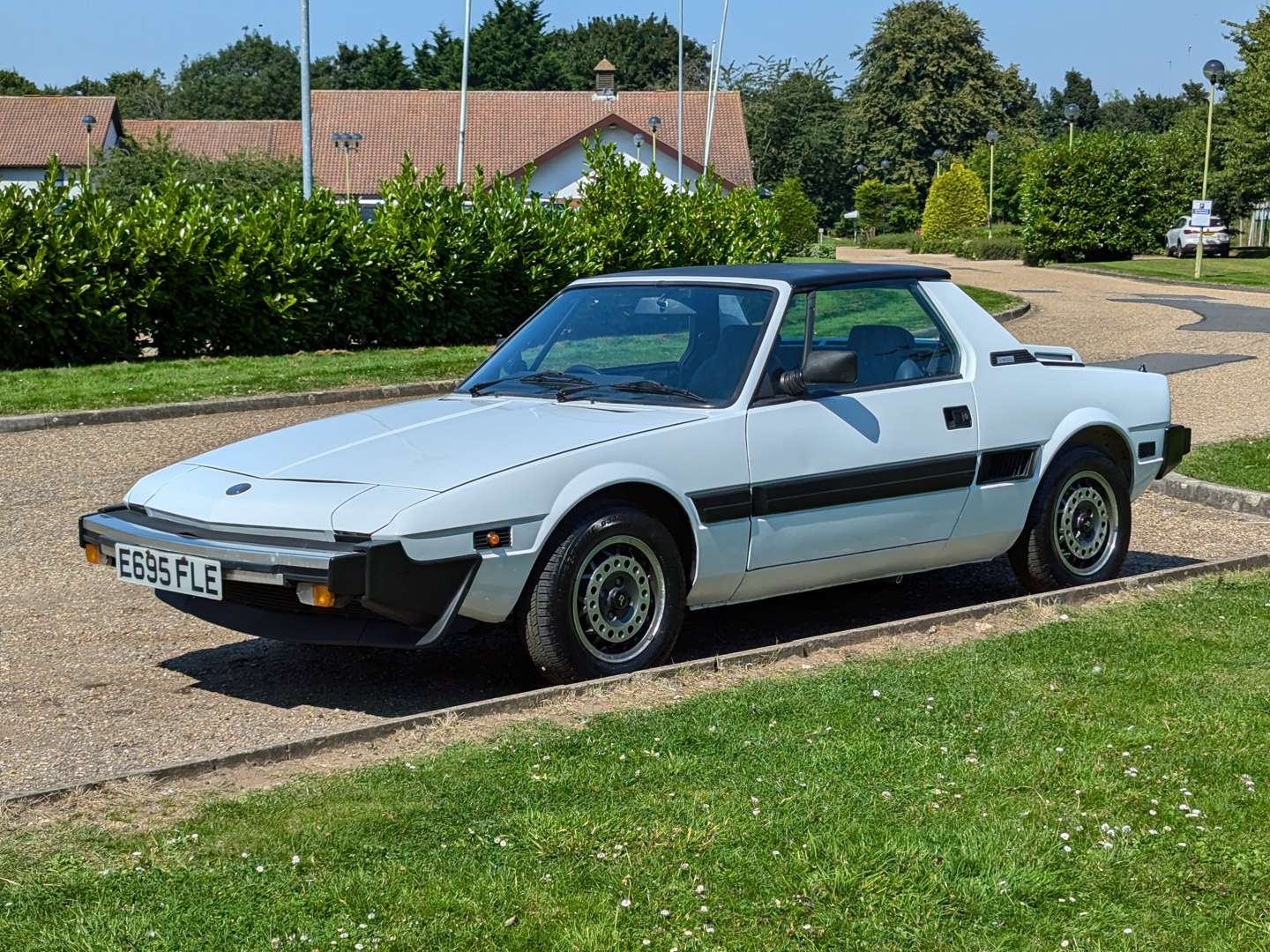 <p>1988 FIAT X1/9</p>