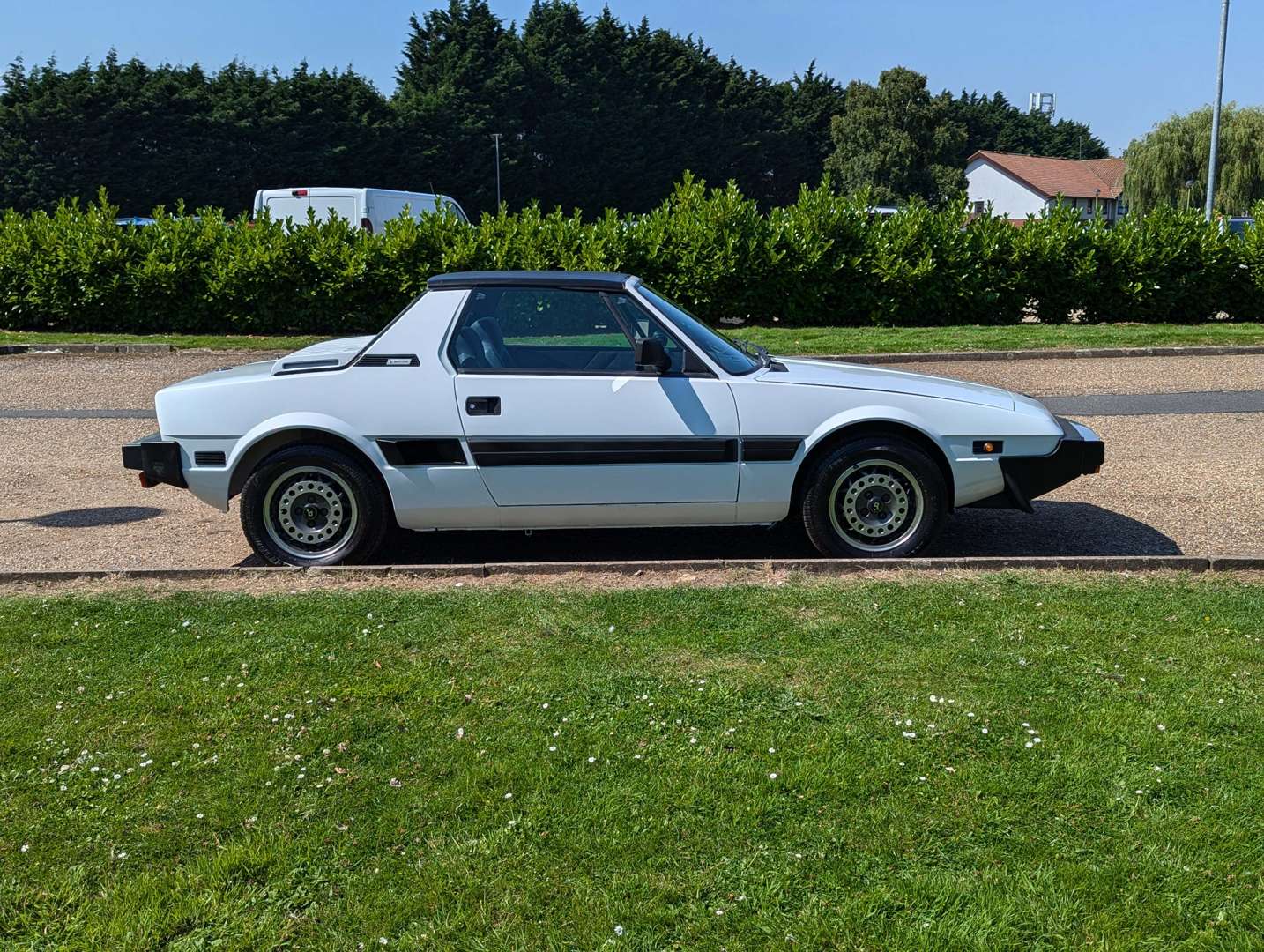 <p>1988 FIAT X1/9</p>