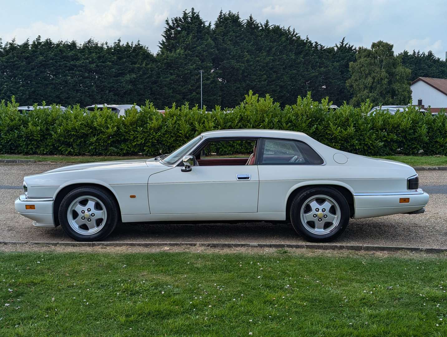 <p>1993 JAGUAR XJ-S 4.0 AUTO</p>