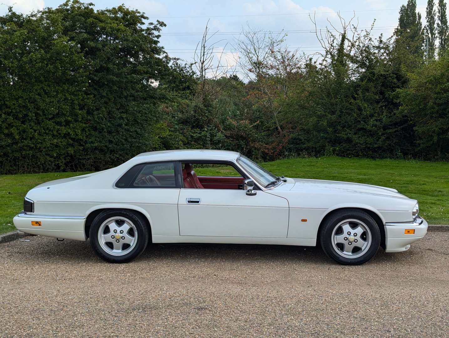 <p>1993 JAGUAR XJ-S 4.0 AUTO</p>