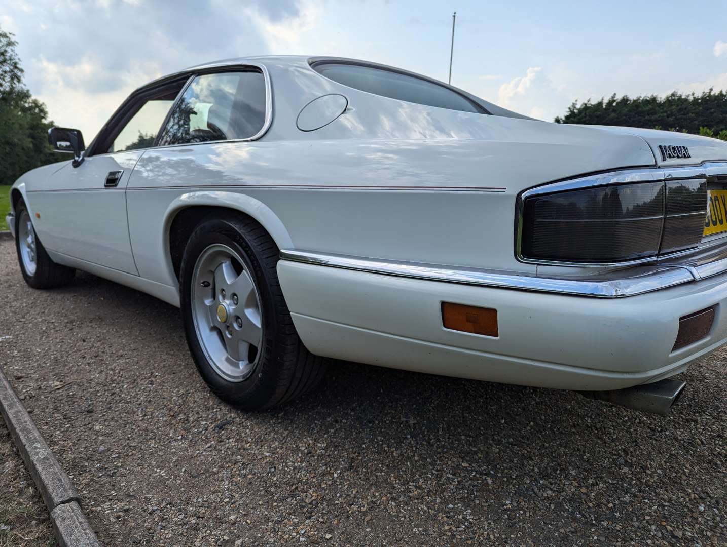 <p>1993 JAGUAR XJ-S 4.0 AUTO</p>