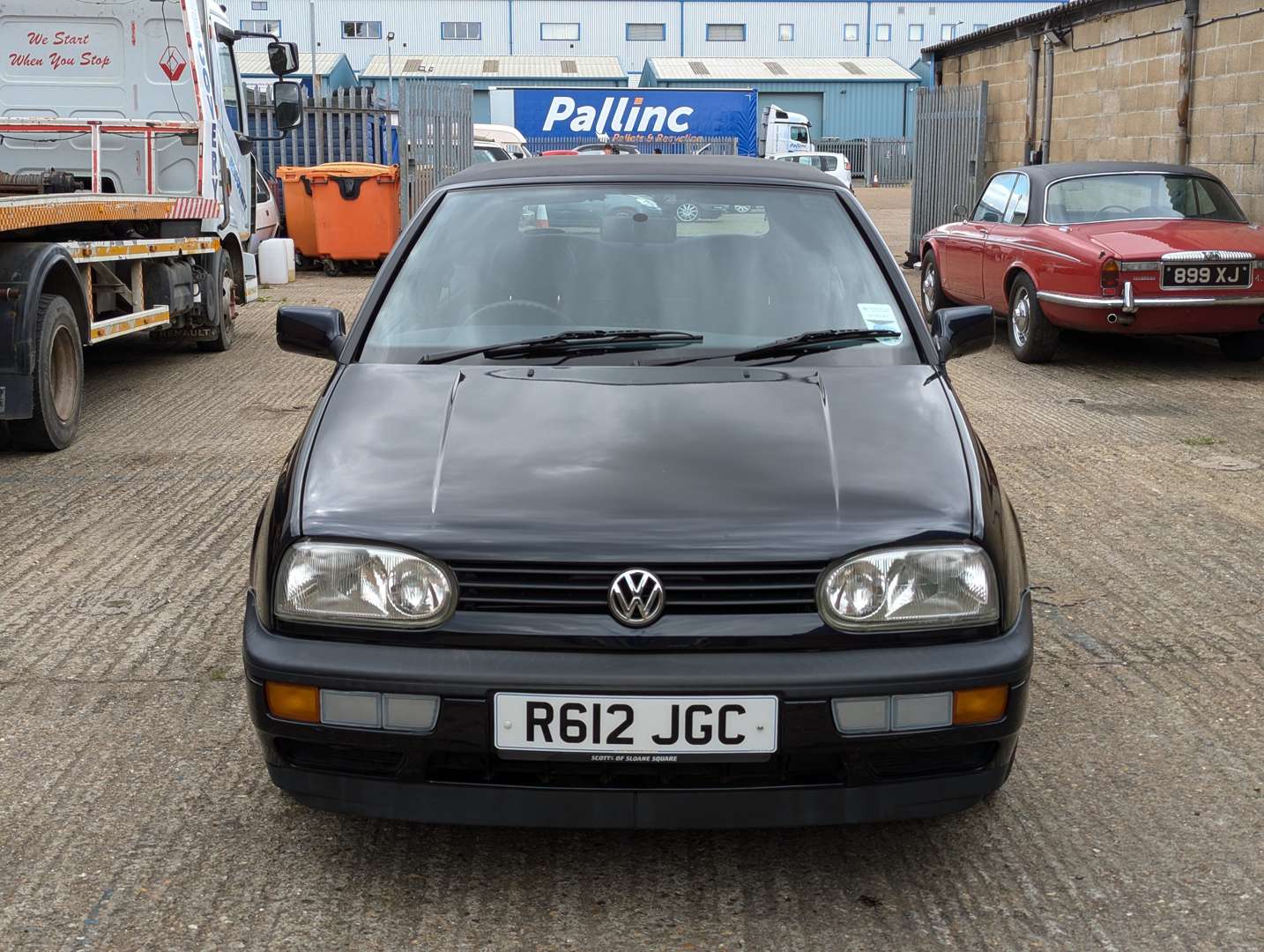 <p>1997 VW GOLF 1.8 CABRIOLET AUTO</p>