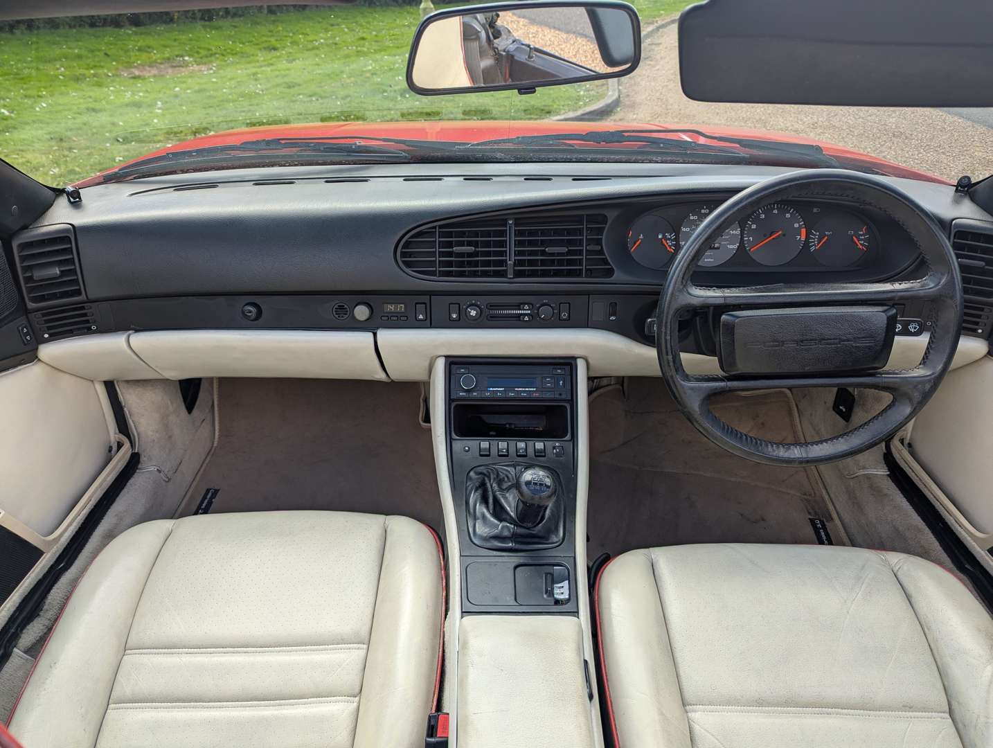 <p>1990 PORSCHE 944 S2 CABRIOLET&nbsp;</p>