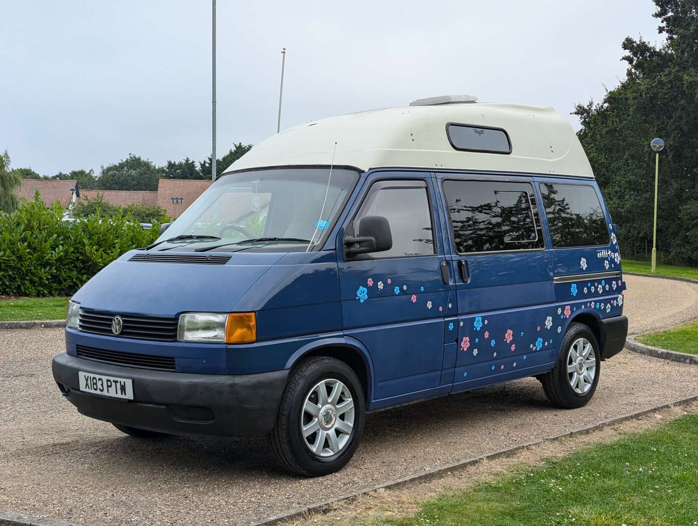 <p>2001 VW T4 1000 1.9TD SWB CAMPER&nbsp;</p>