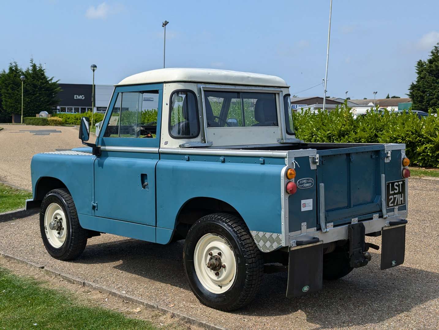 <p>1969 LAND ROVER 2A PICK-UP</p>