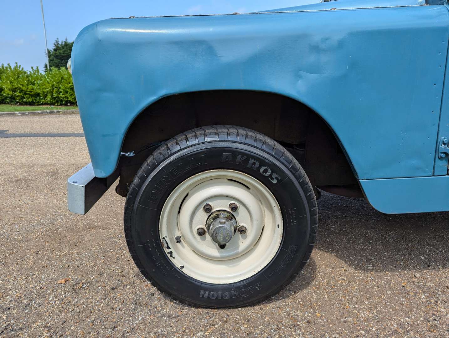 <p>1969 LAND ROVER 2A PICK-UP</p>