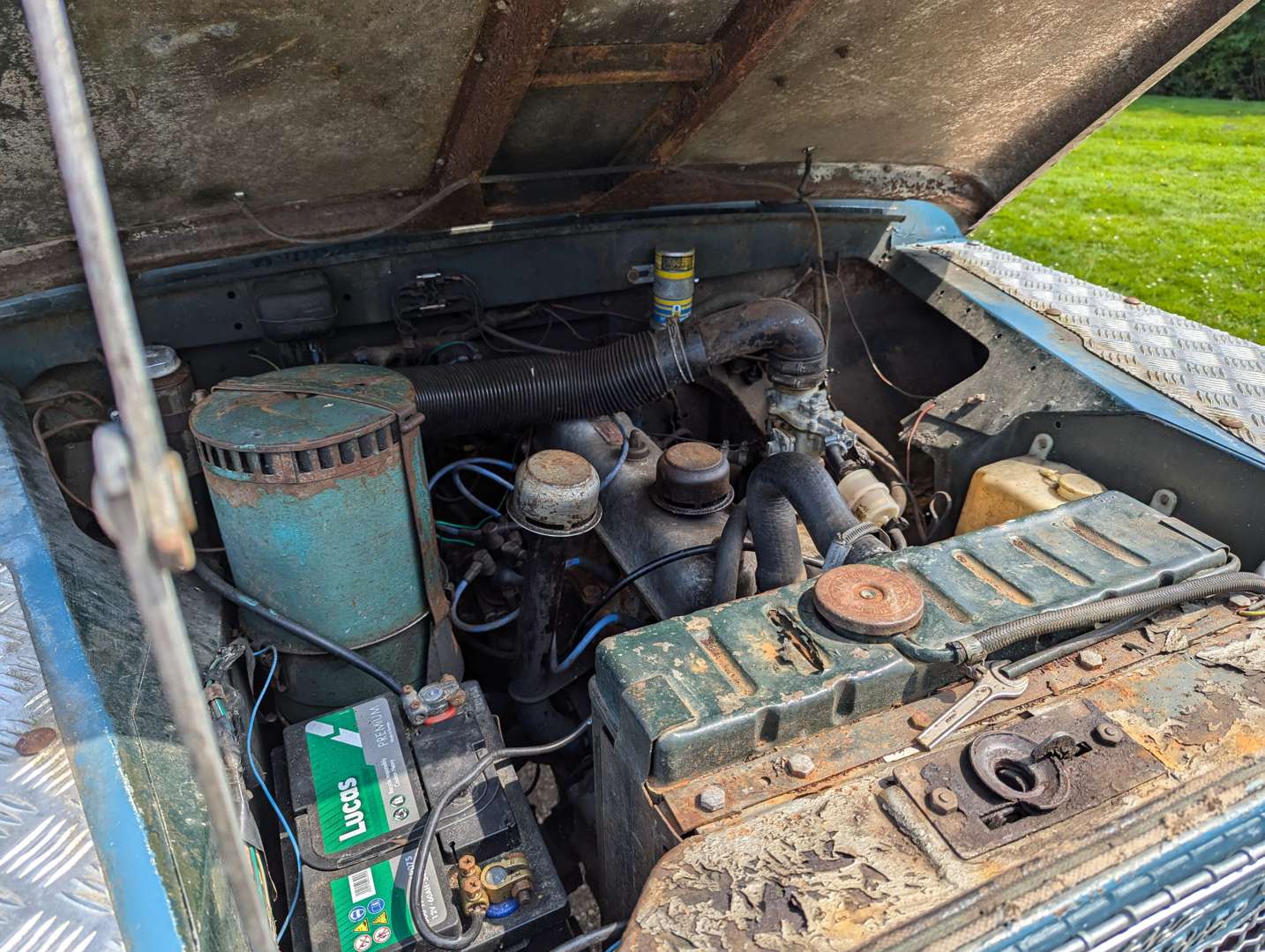 <p>1969 LAND ROVER 2A PICK-UP</p>