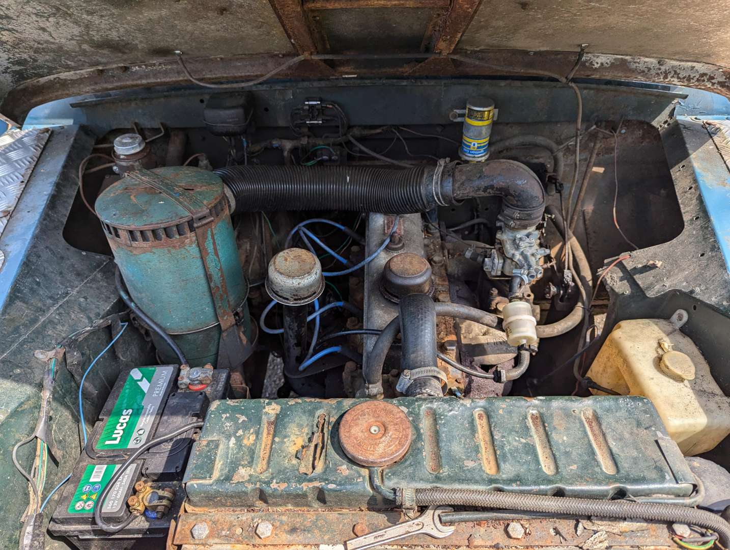 <p>1969 LAND ROVER 2A PICK-UP</p>