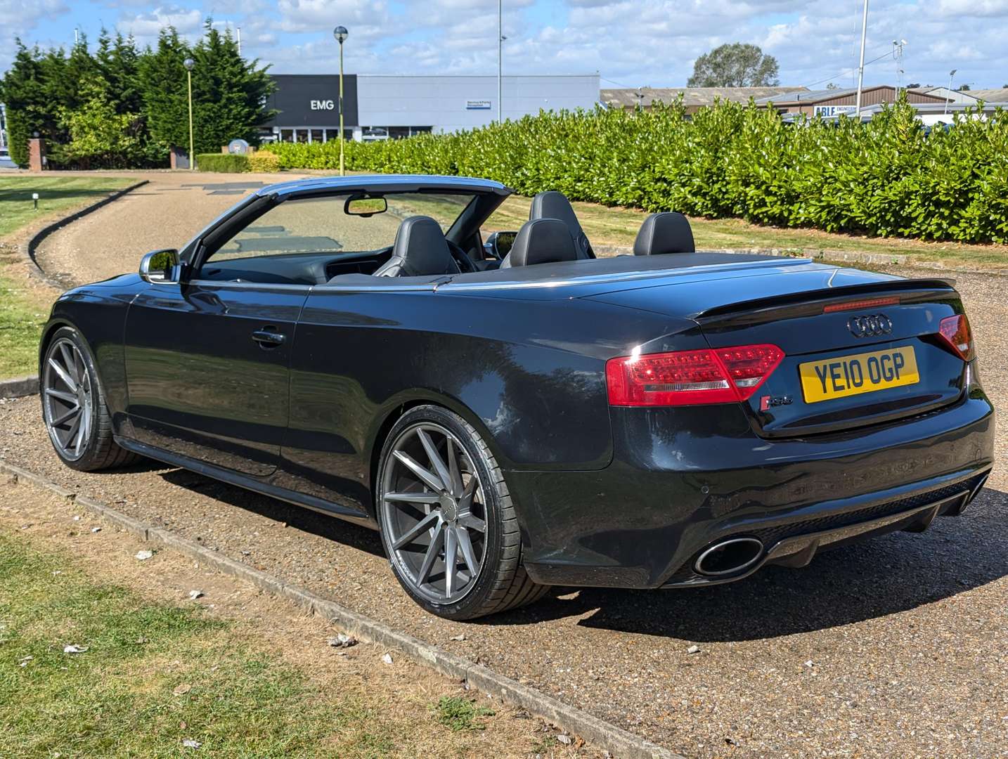 <p>2010 AUDI S5 V6T QUATTRO CONVERTIBLE AUTO</p>