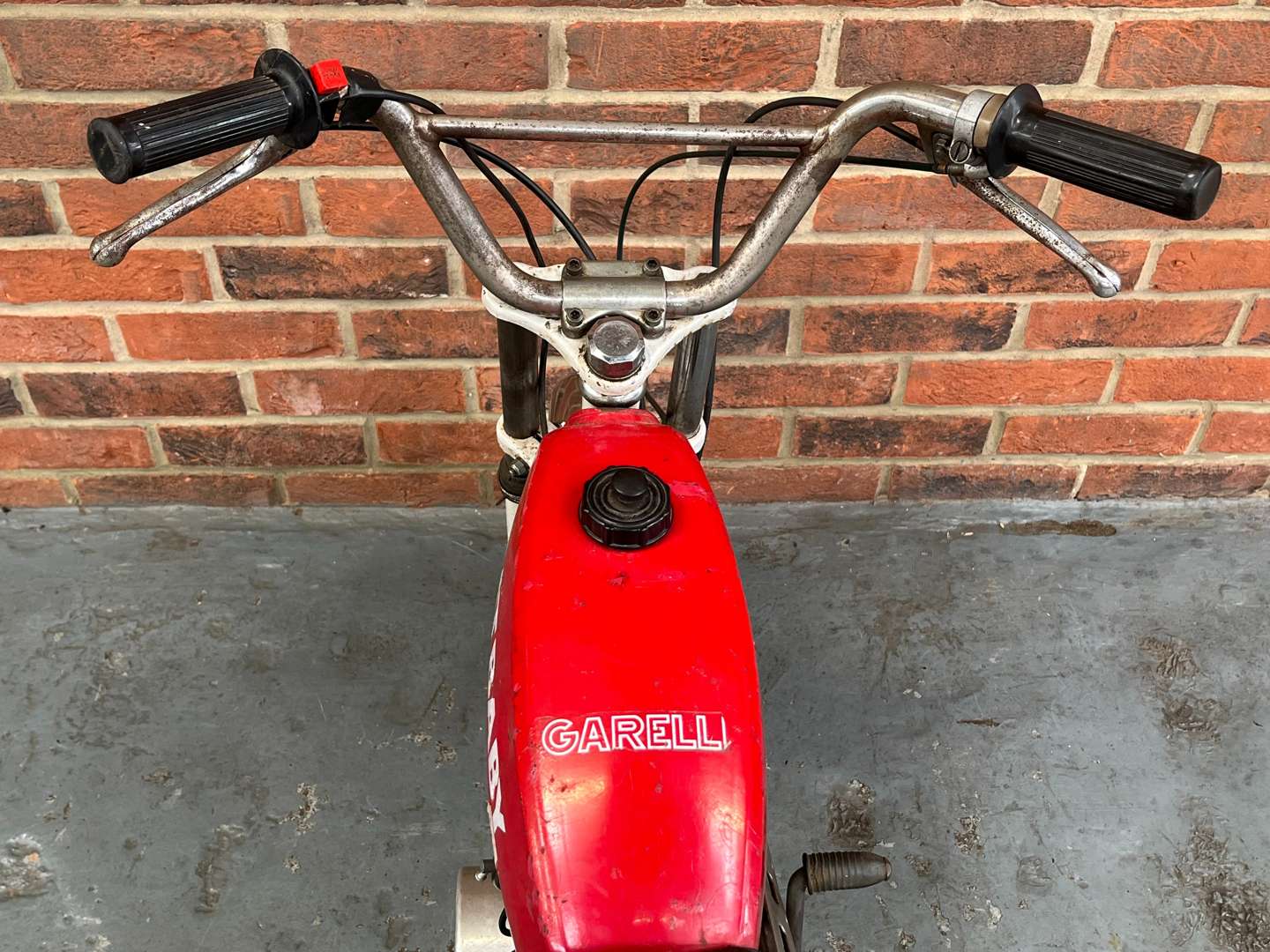 <p>1971 GARELLI BATBABY 50CC</p>