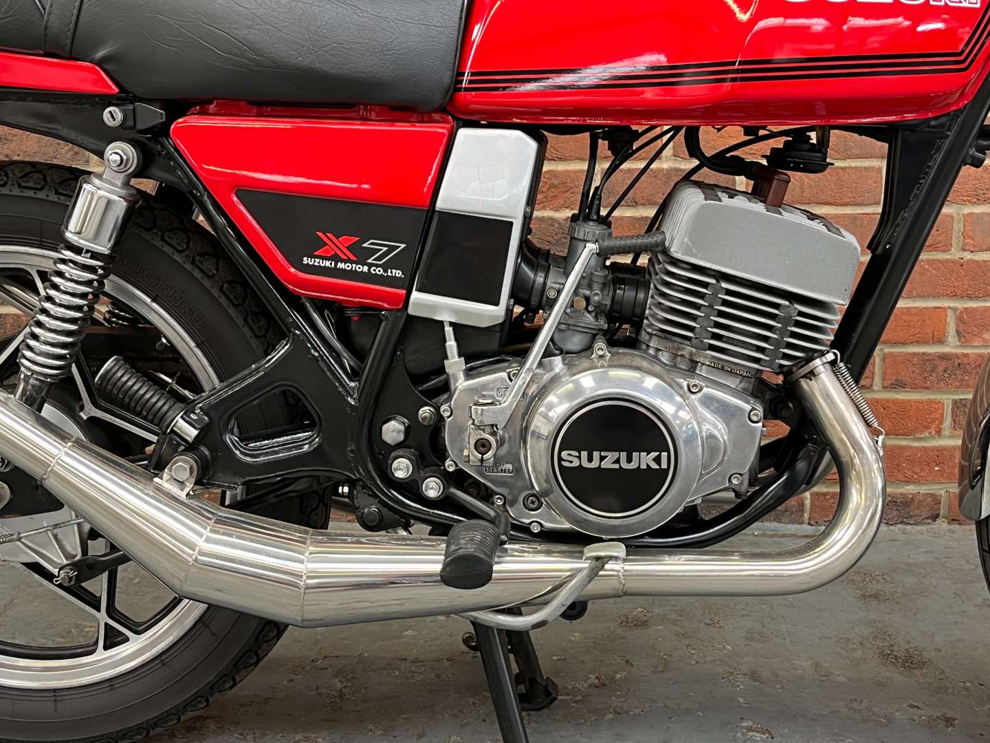 <p>1981 SUZUKI GT250 X7</p>