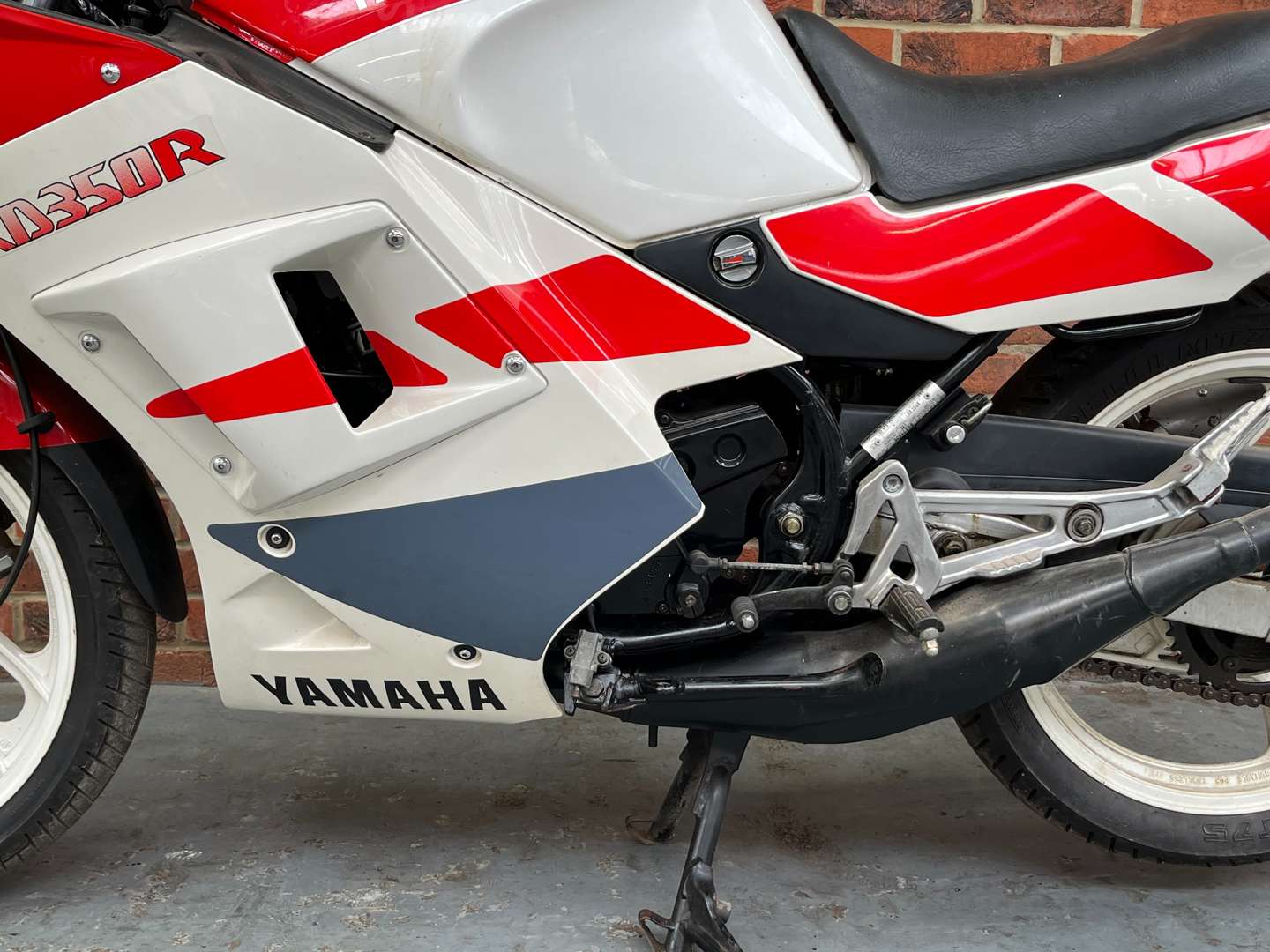 <p>1994 YAMAHA RD 350 R&nbsp;</p>