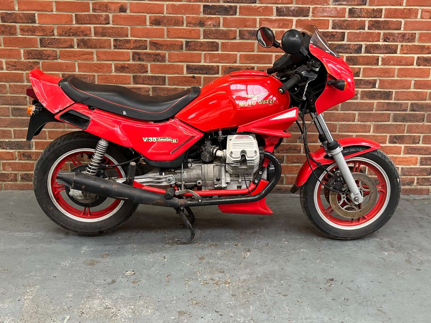 <p>MOTO GUZZI V35 IMOLA II (FOR SPARES ONLY)</p>