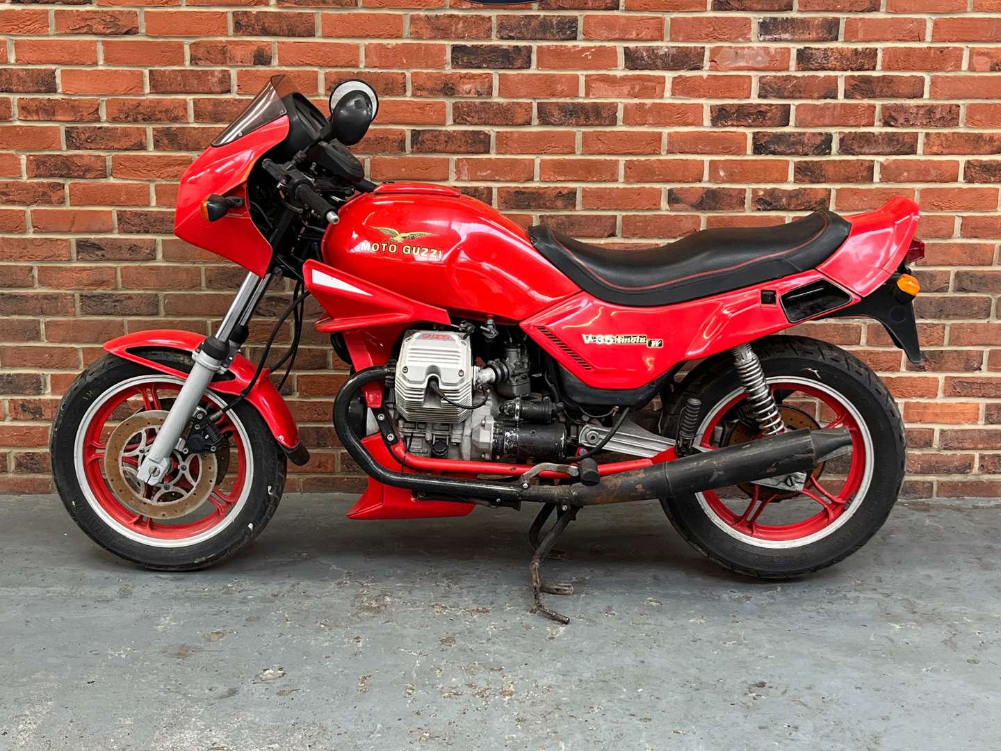 <p>MOTO GUZZI V35 IMOLA II (FOR SPARES ONLY)</p>