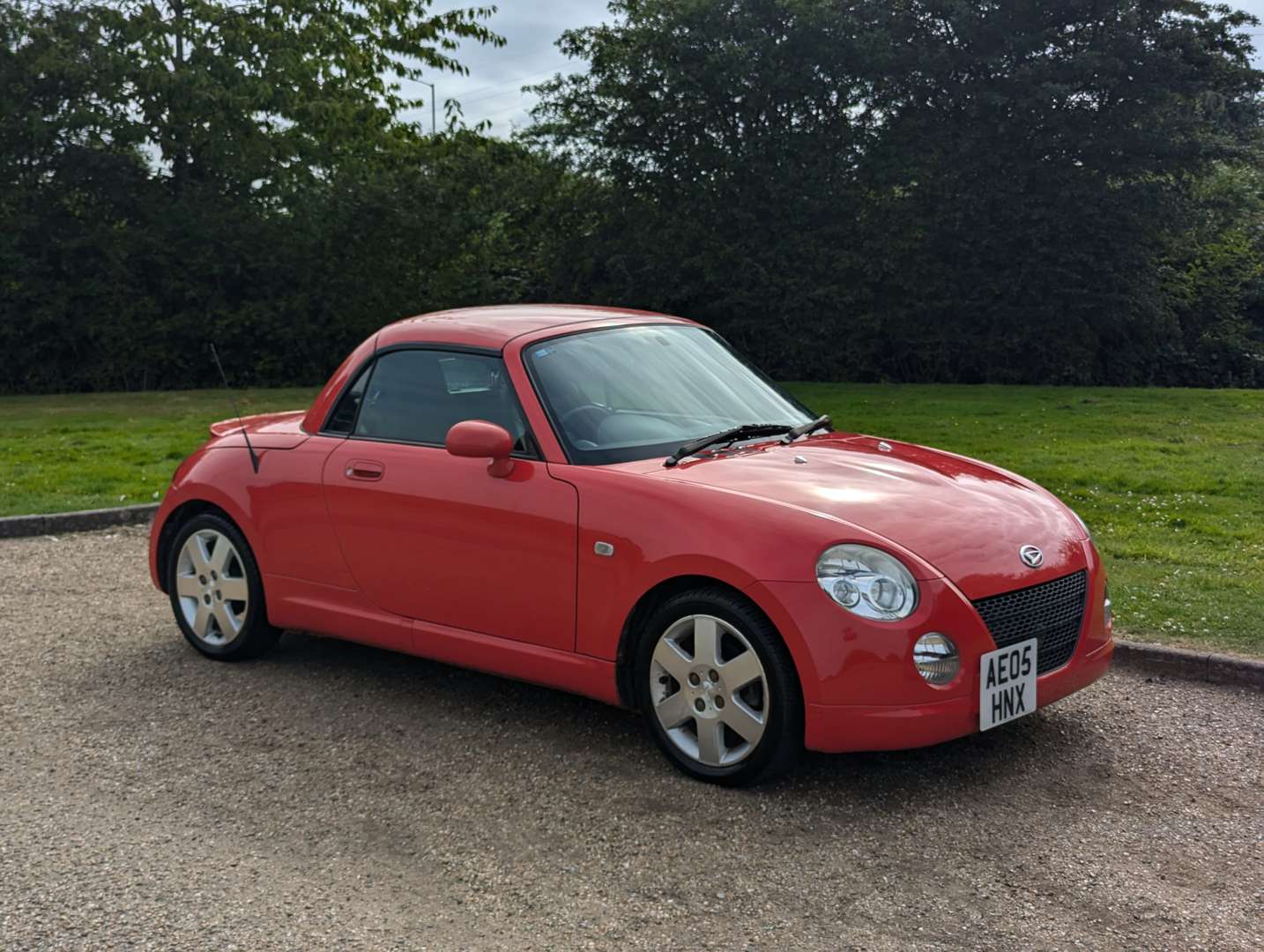 <p>2005 DAIHATSU COPEN</p>