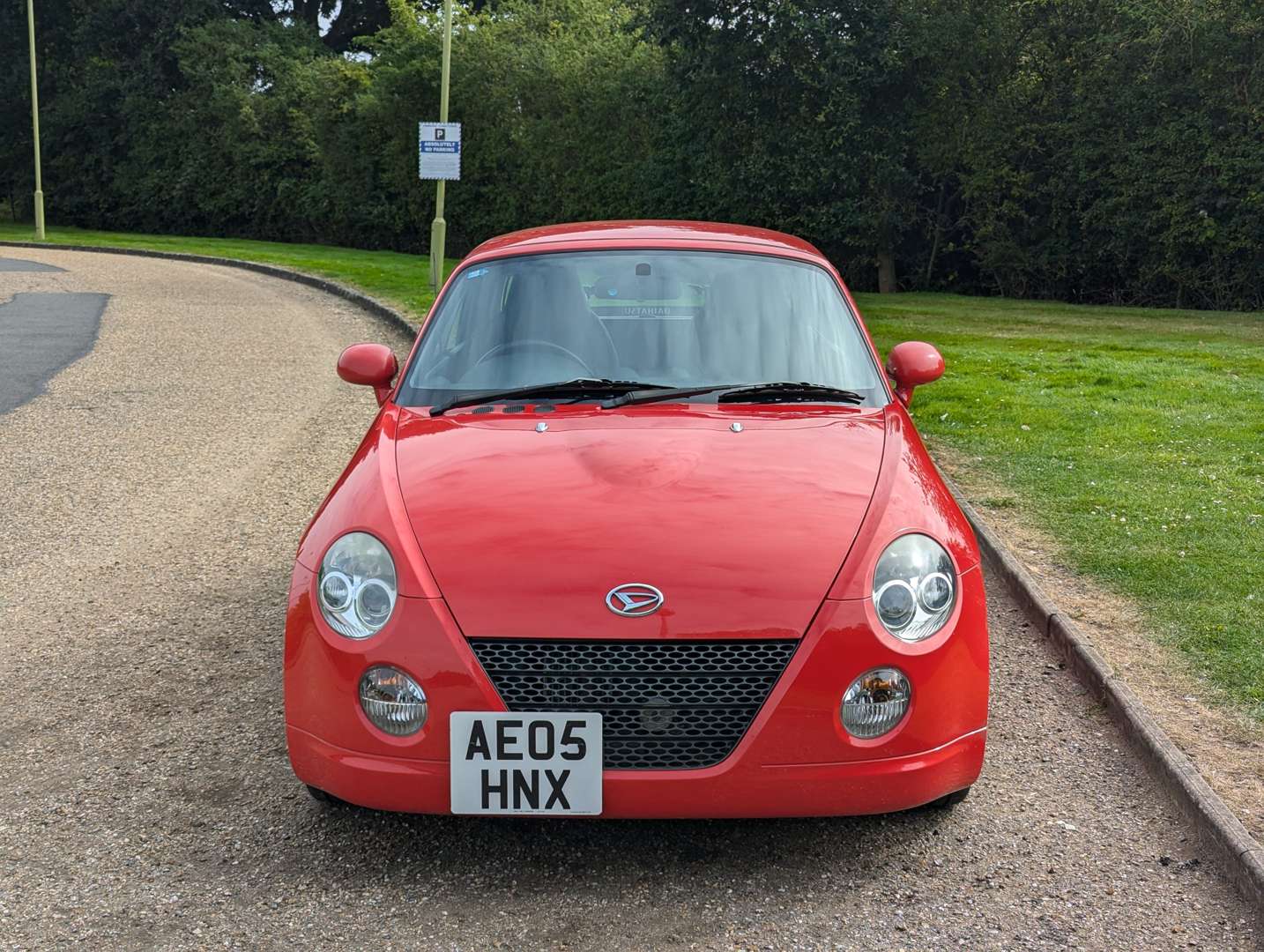 <p>2005 DAIHATSU COPEN</p>