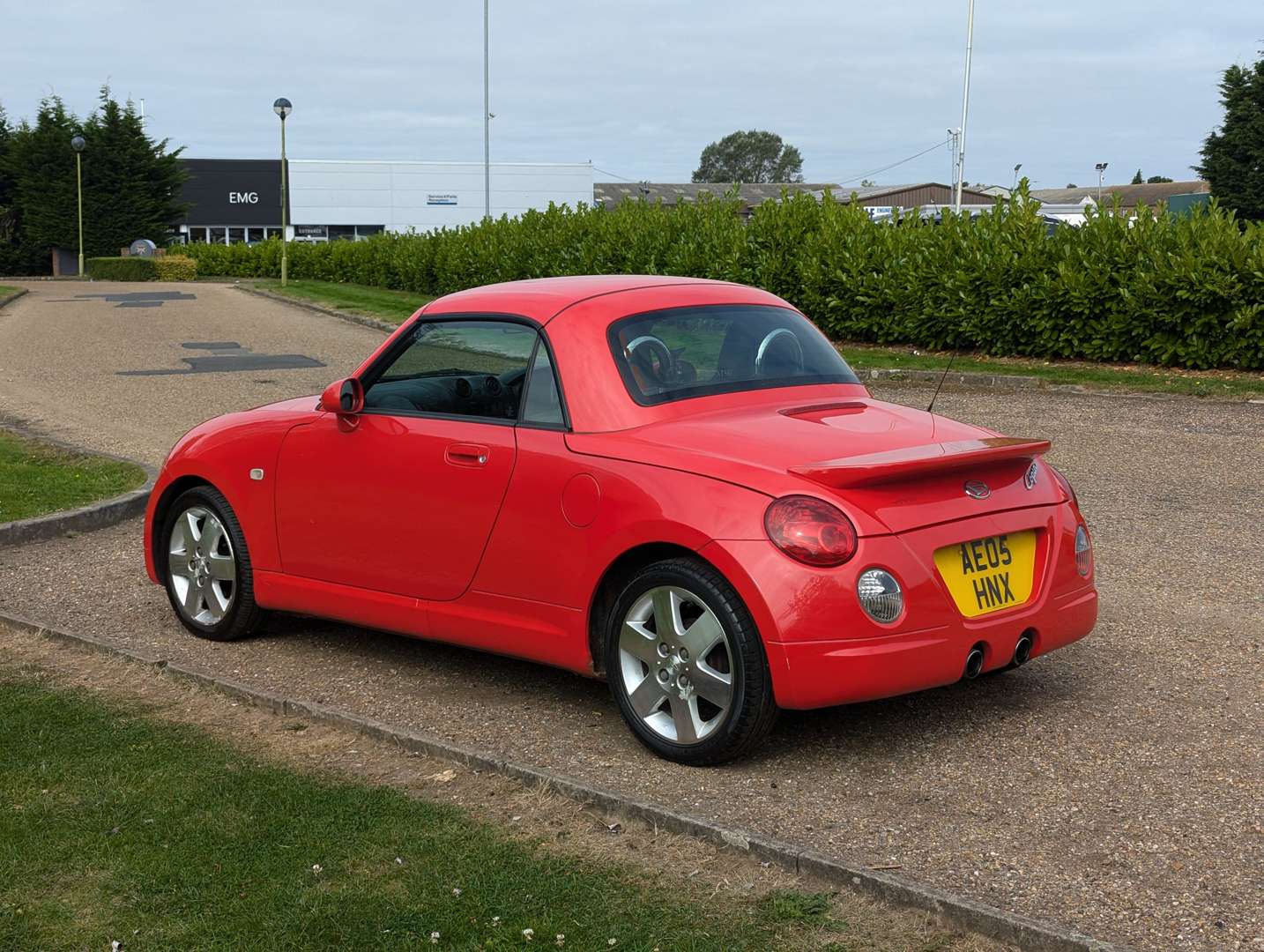 <p>2005 DAIHATSU COPEN</p>