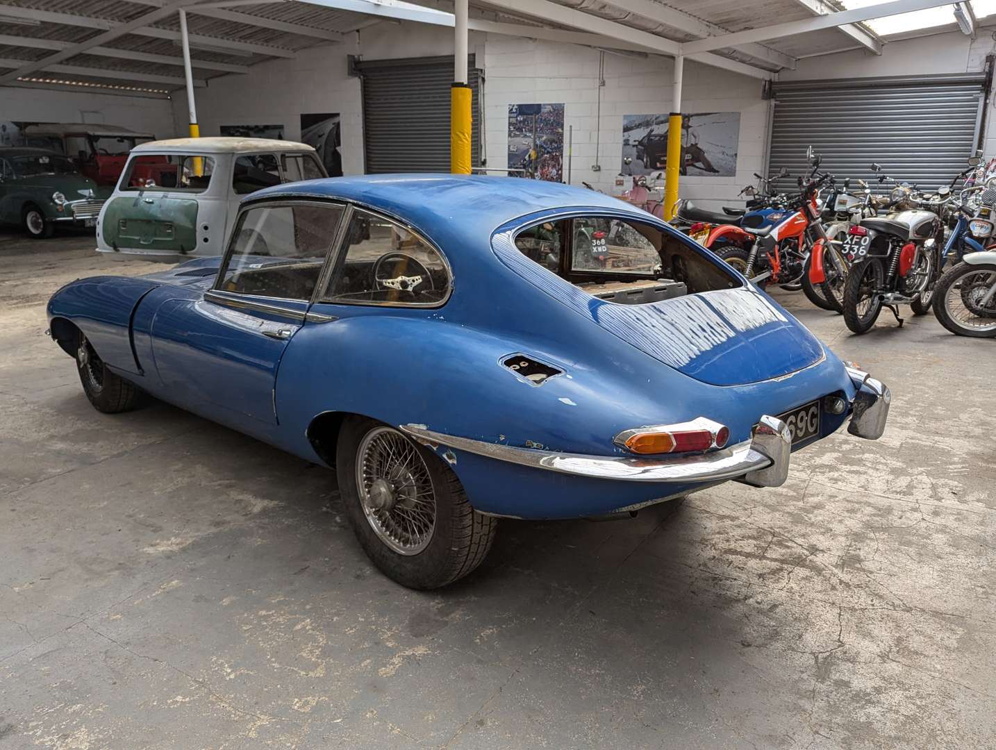 <p>1968 JAGUAR E-TYPE 4.2 2+2 SERIES 1.5</p>