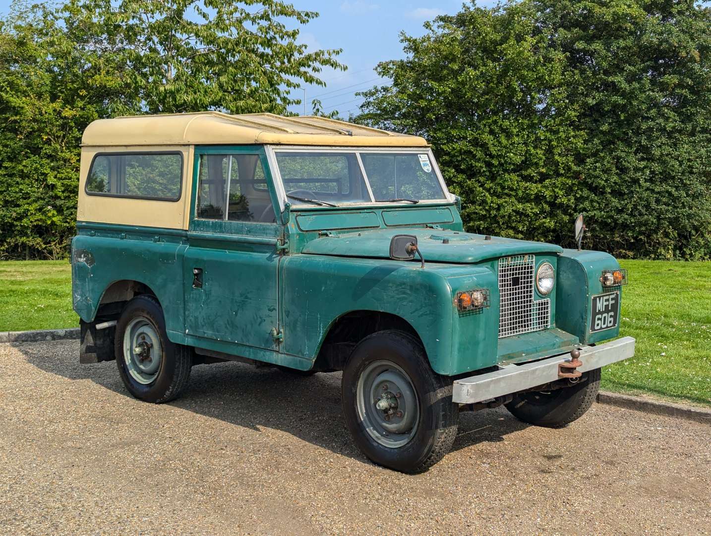 <p>1959 LAND ROVER SERIES II SWB&nbsp;</p>