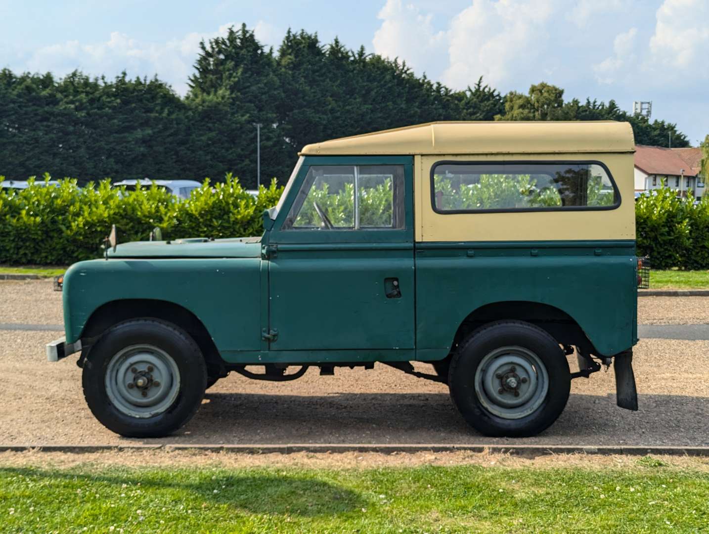 <p>1959 LAND ROVER SERIES II SWB&nbsp;</p>