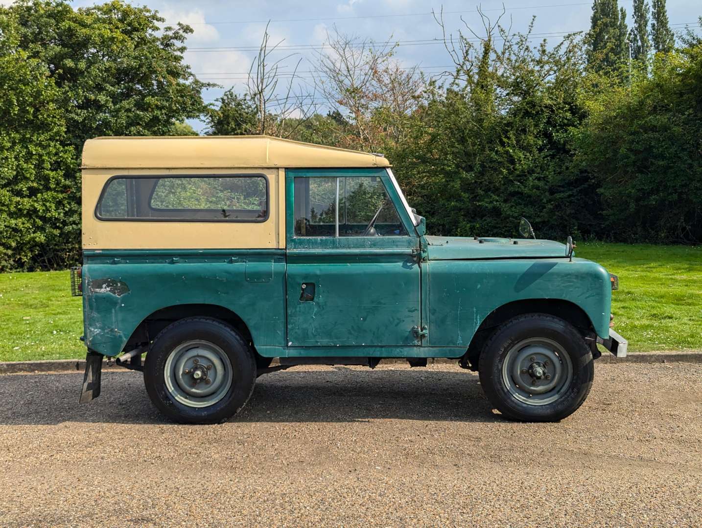 <p>1959 LAND ROVER SERIES II SWB&nbsp;</p>