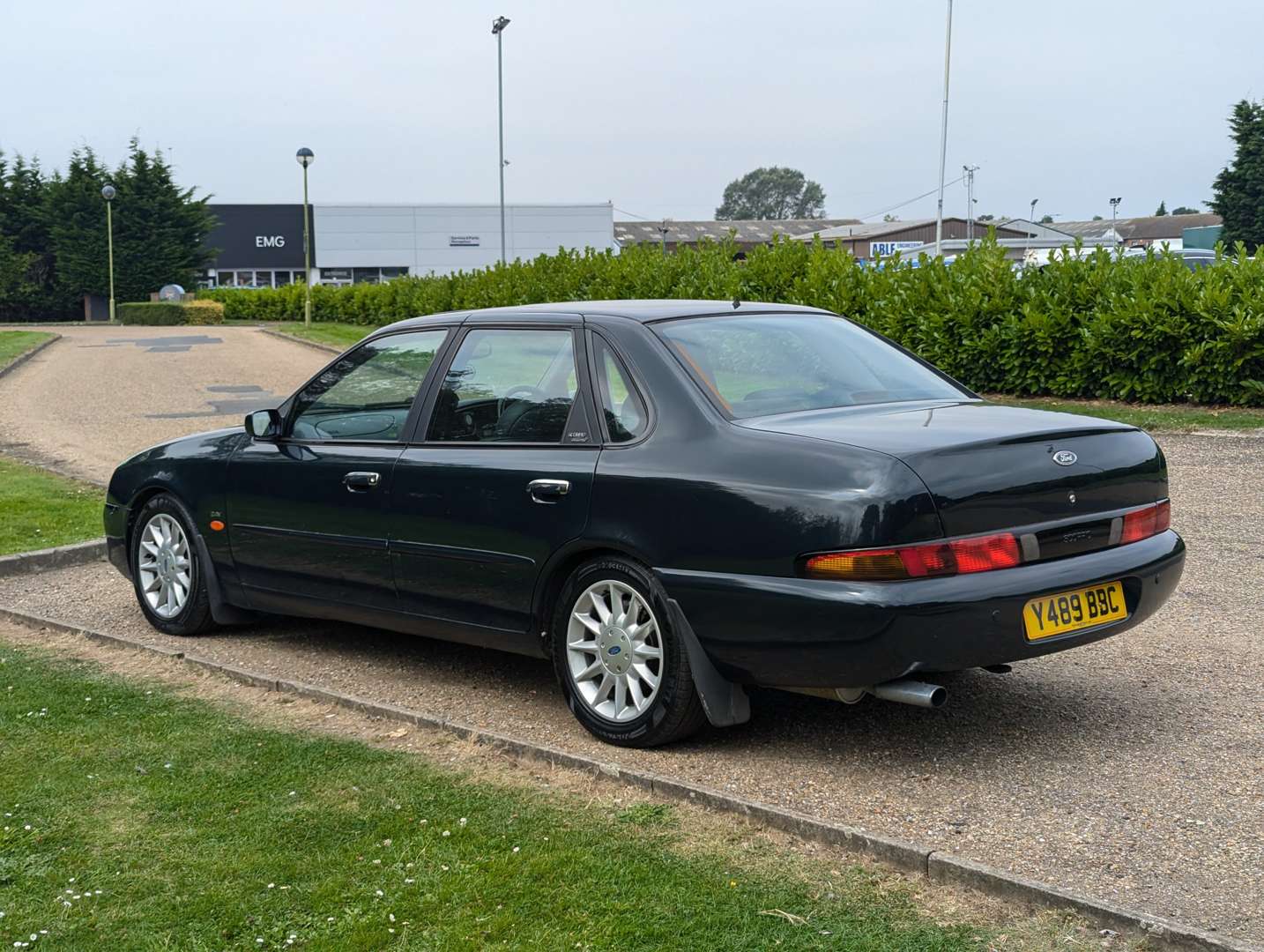 <p>2001 FORD SCORPIO ULTIMA 24V AUTO</p>