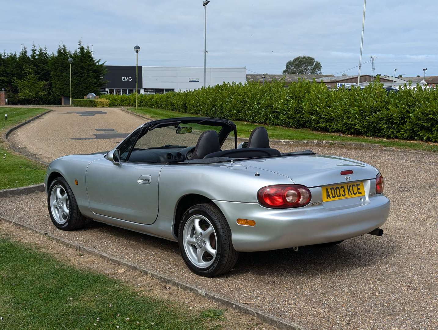 <p>2003 MAZDA MX-5 1.8I</p>