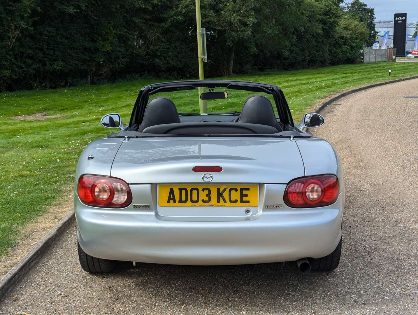 <p>2003 MAZDA MX-5 1.8I</p>