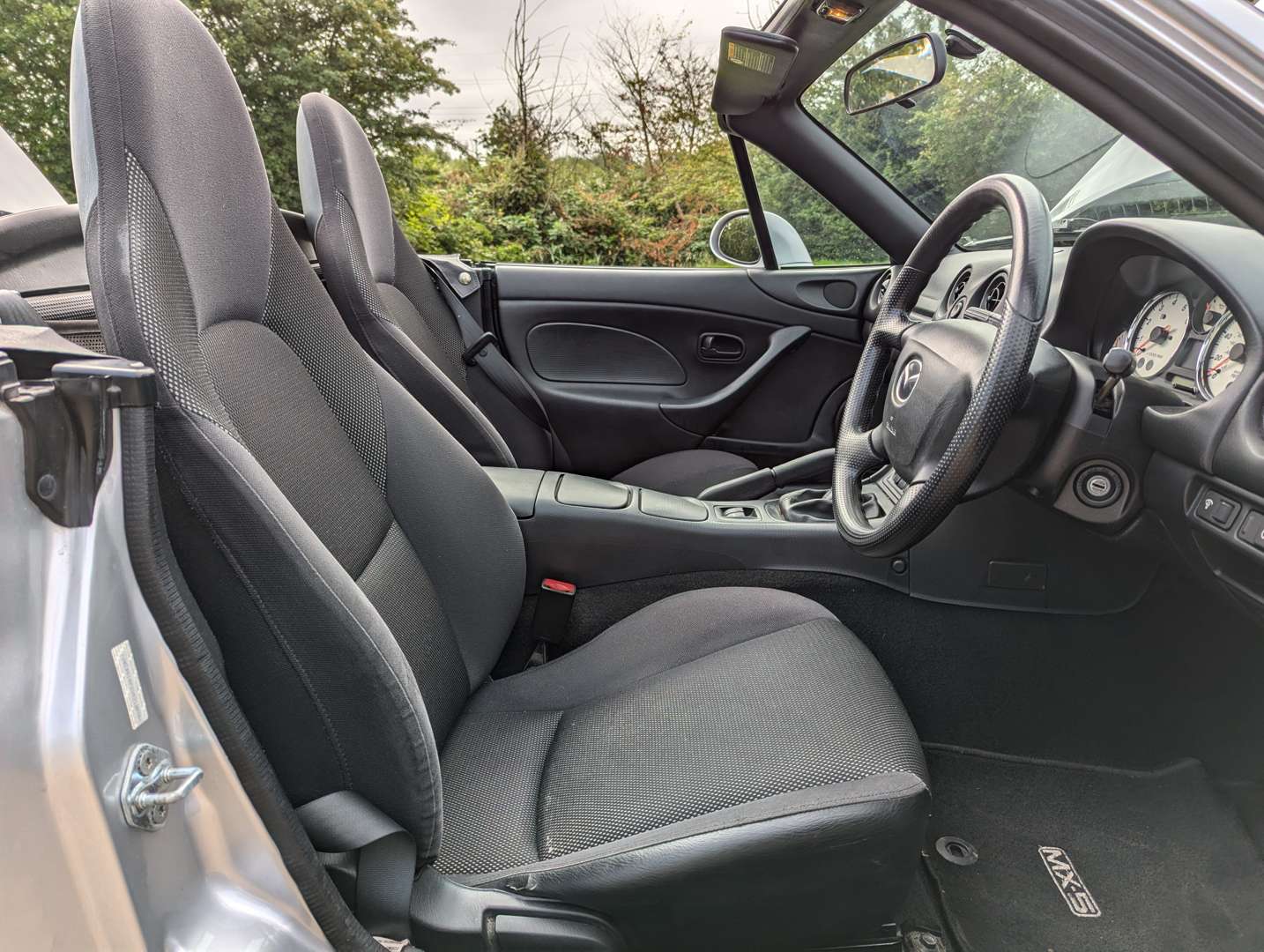 <p>2003 MAZDA MX-5 1.8I</p>