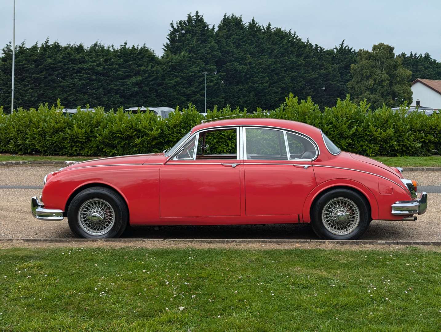 <p>1961 JAGUAR 4.2 MKII</p>