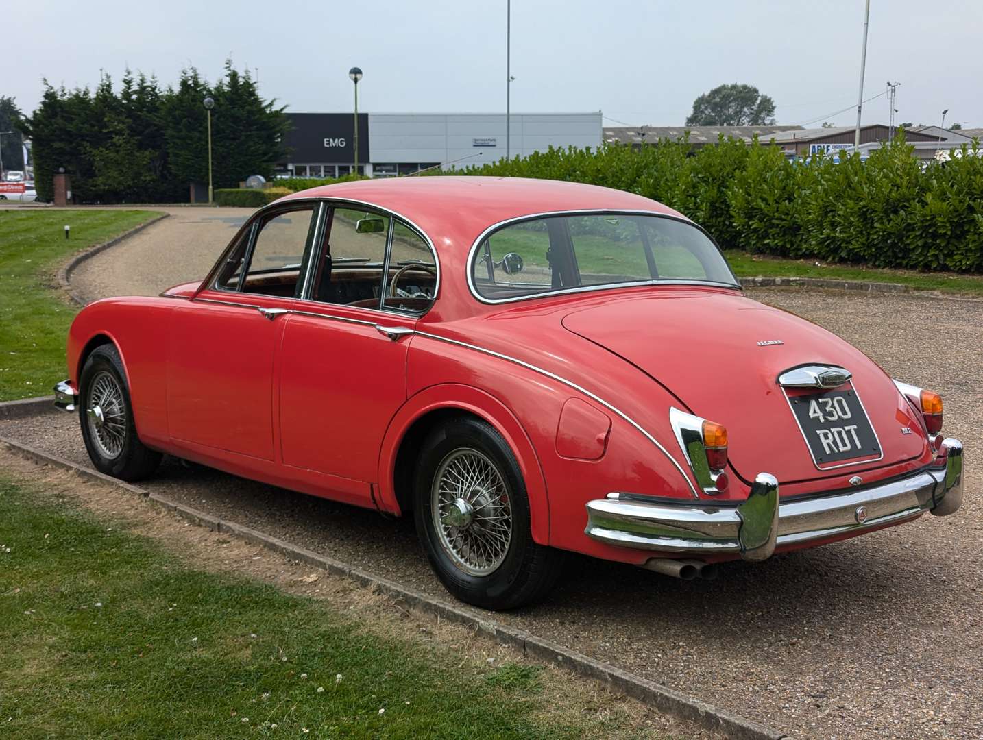 <p>1961 JAGUAR 4.2 MKII</p>