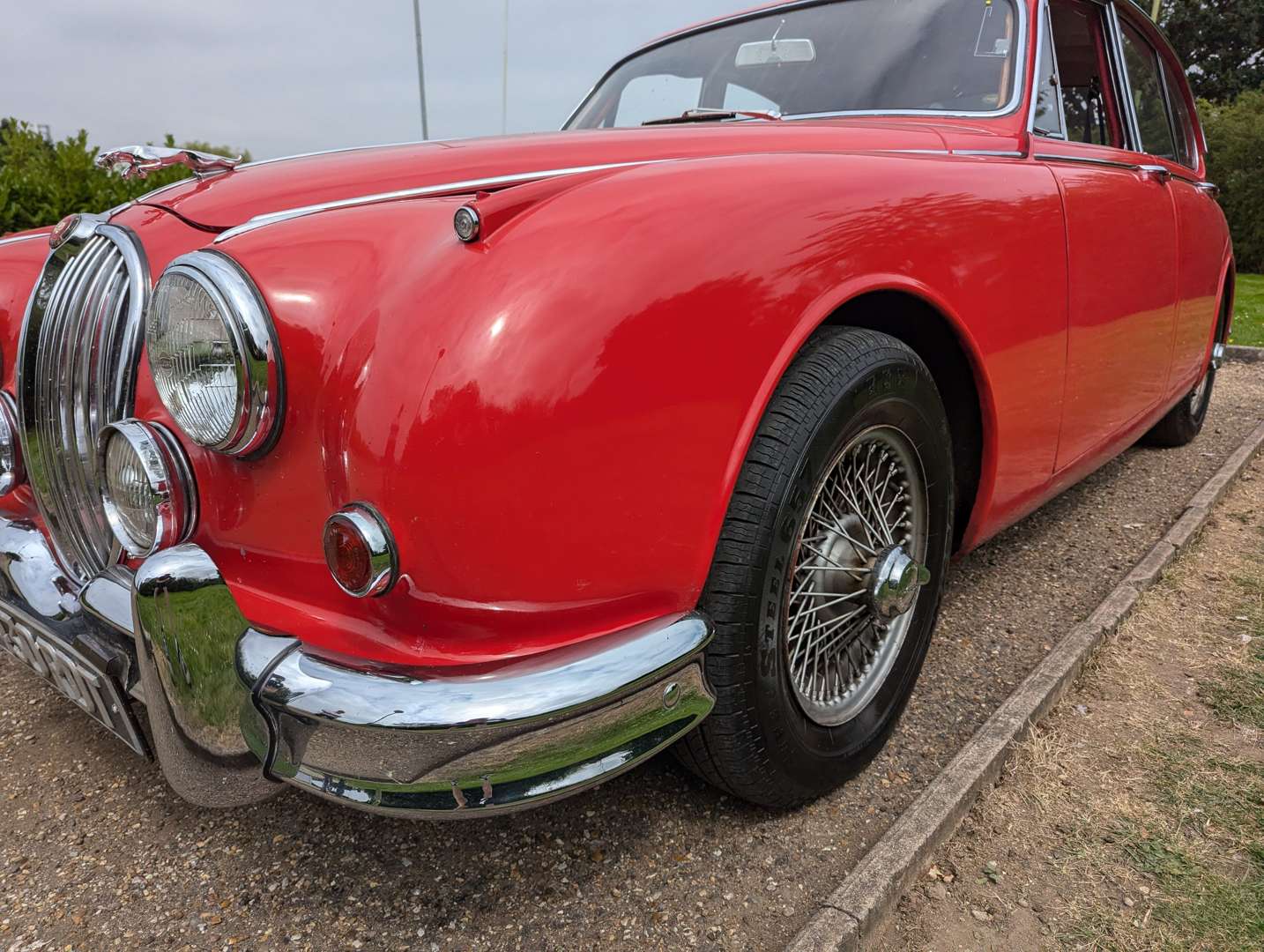 <p>1961 JAGUAR 4.2 MKII</p>