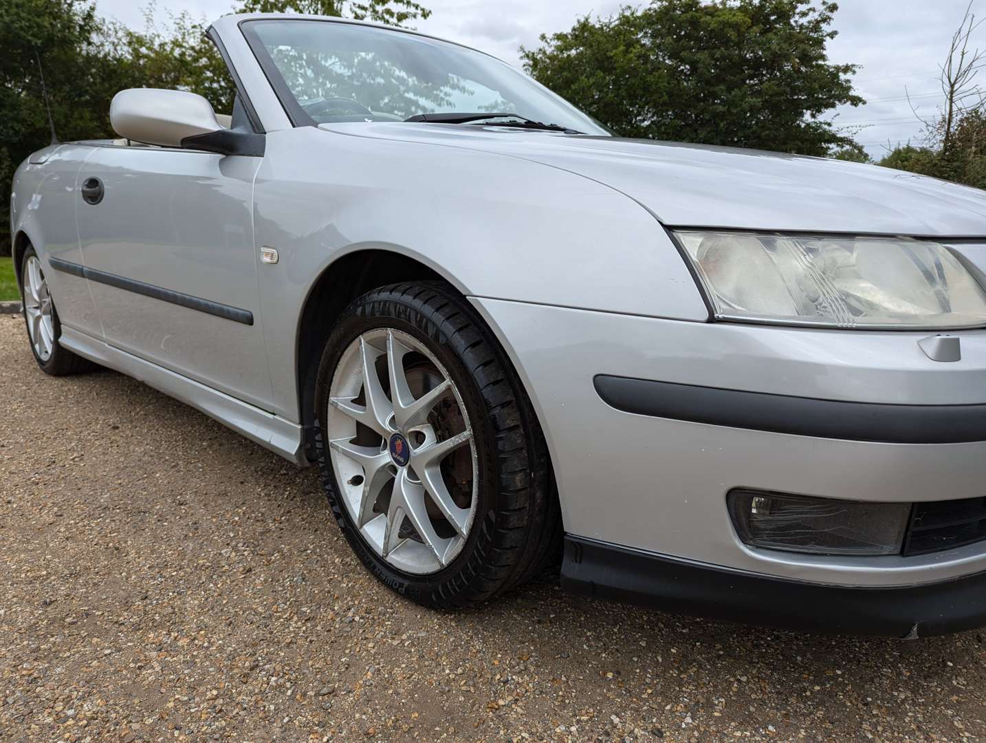 <p>2004 SAAB 9-3 AERO CONVERTIBLE&nbsp;</p>