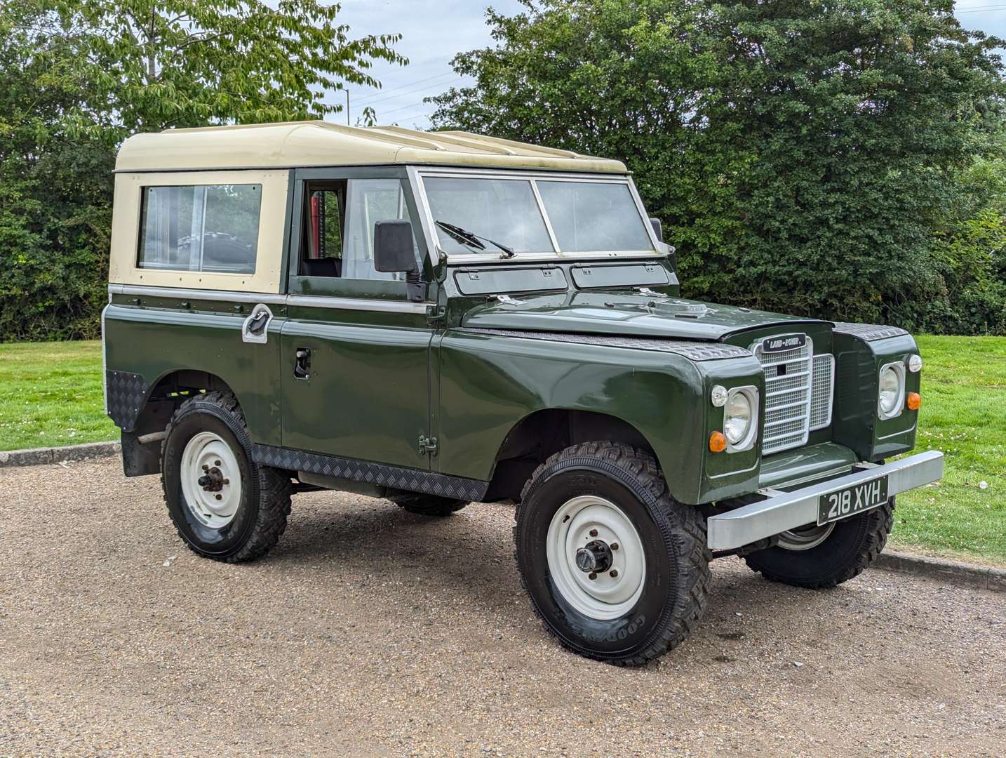 <p>1962 LAND ROVER SIIA&nbsp;</p>