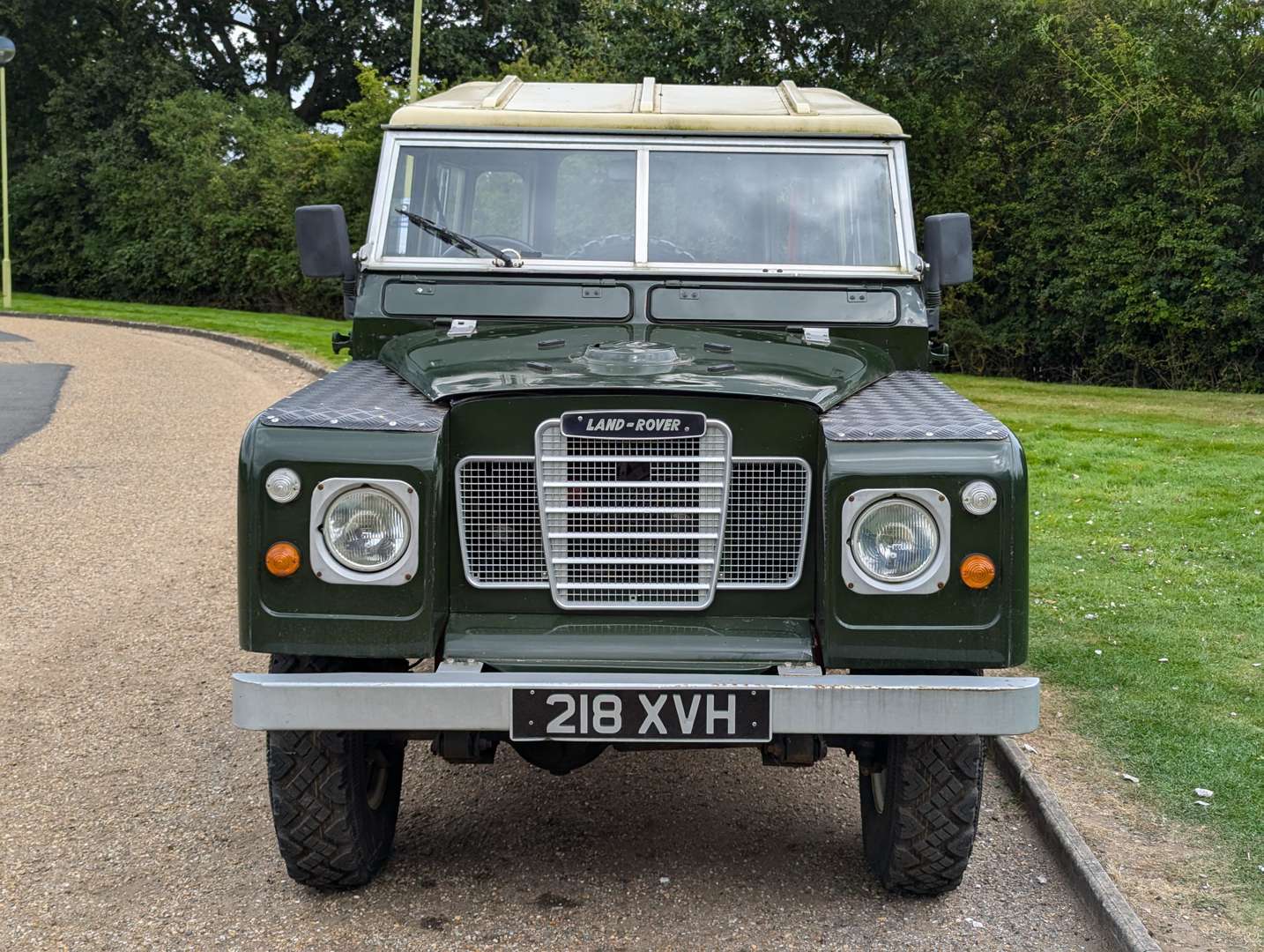 <p>1962 LAND ROVER SIIA&nbsp;</p>