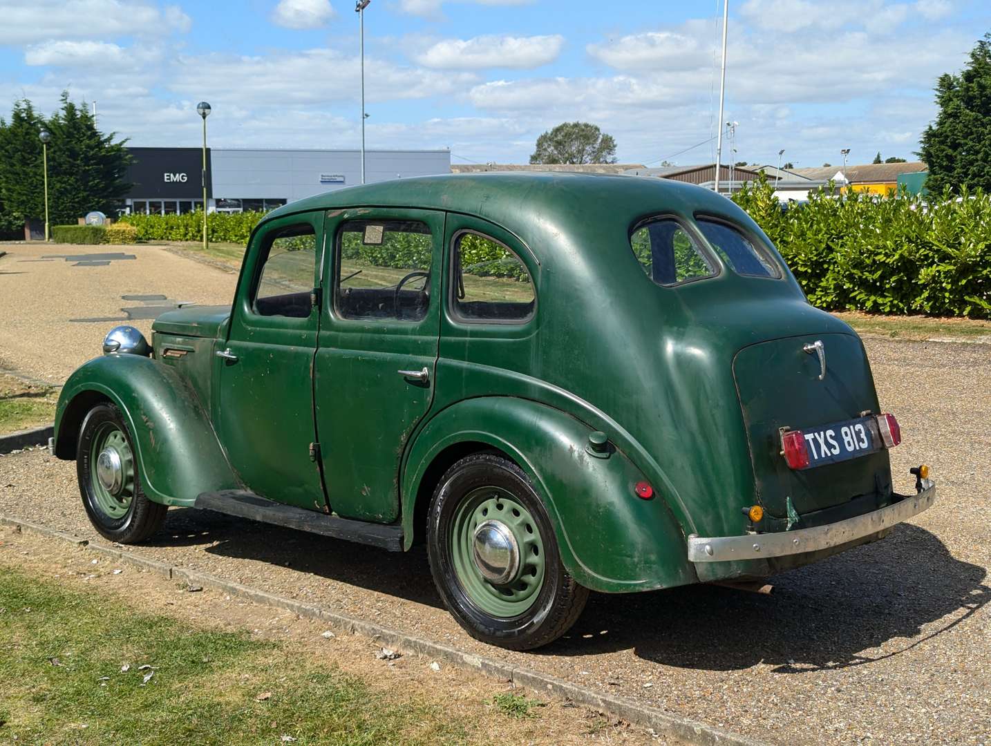 <p>1947 AUSTIN 10&nbsp;</p>