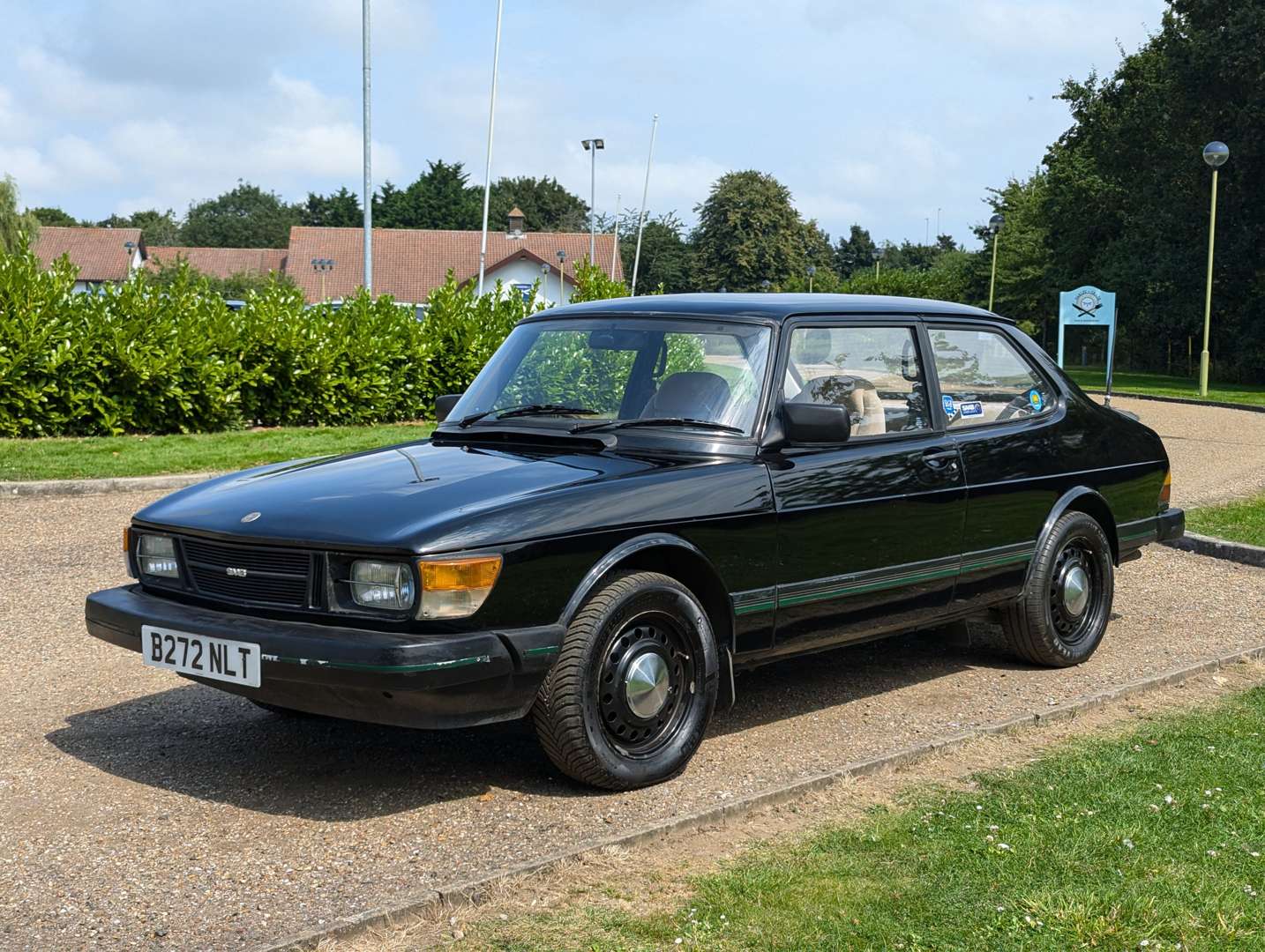 <p>1985 SAAB 90</p>