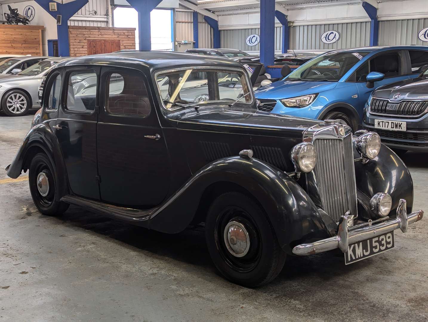 <p>1952 MG YB SALOON&nbsp;</p>