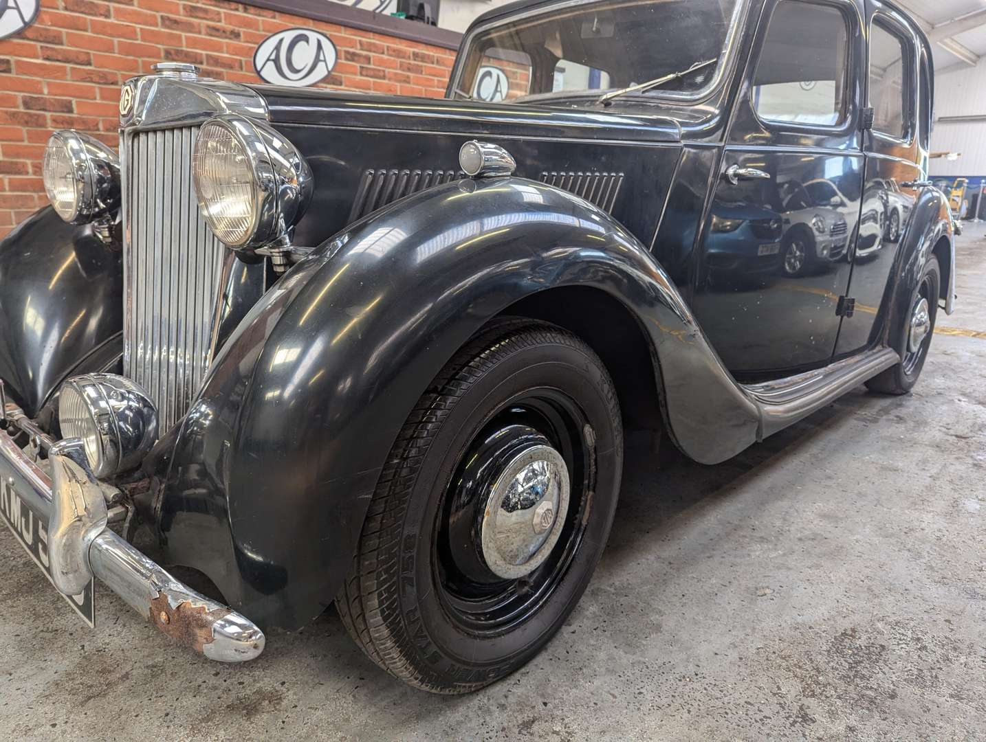 <p>1952 MG YB SALOON&nbsp;</p>