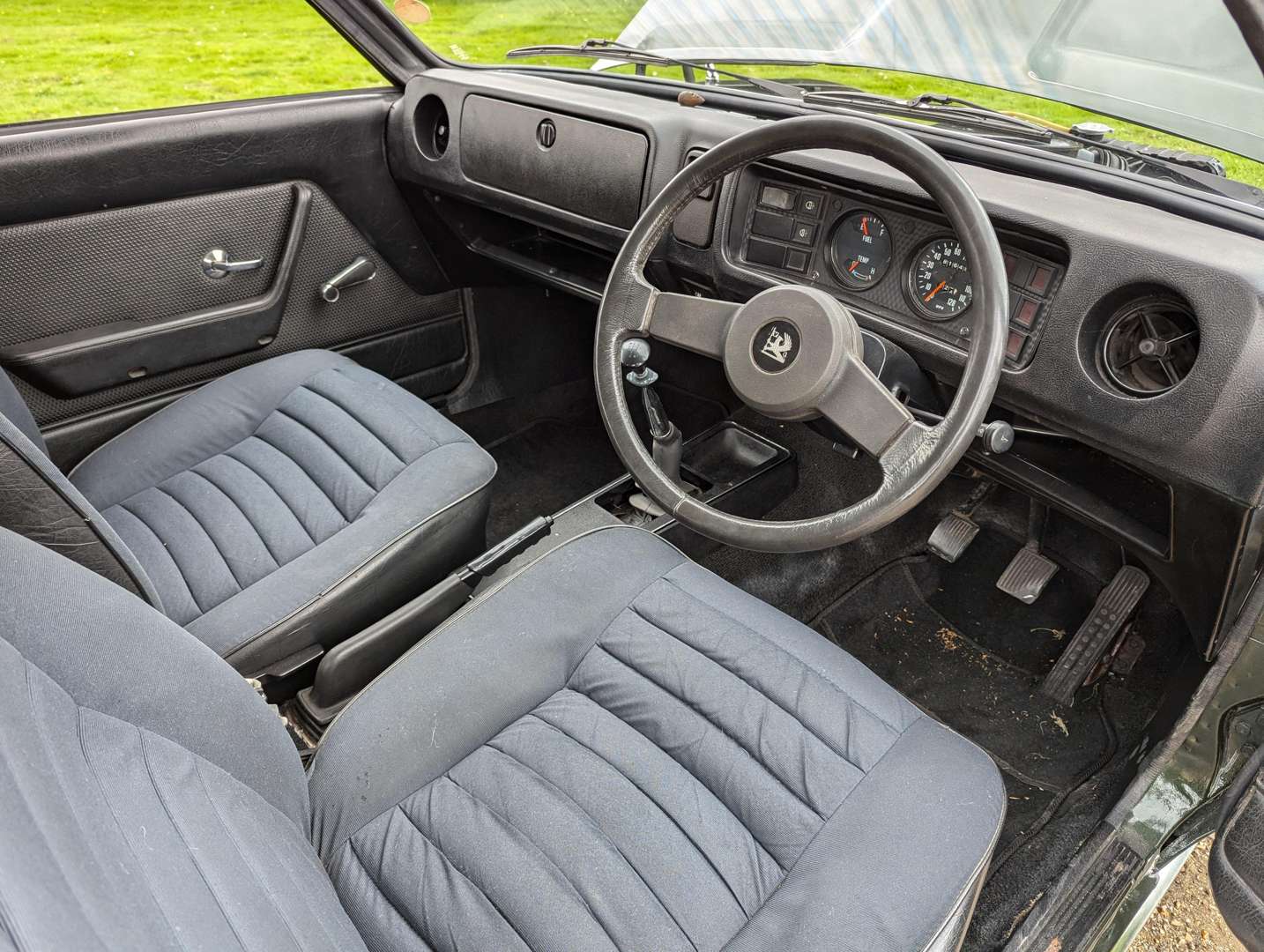 <p>1974 VAUXHALL MAGNUM 1800</p>